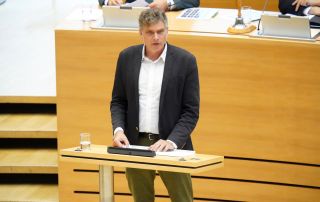 Landtagsabgeordneter Thomas Löser (BÜNDNISGRÜNE) bei einer Rede im Sächsischen Landtag