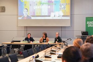 Christin Melcher im Rahmen der Diskussion derVeranstaltung "Bildungsgerechtigkeit durch Sprache – DaZ in Sachsen nachhaltig gestalten"