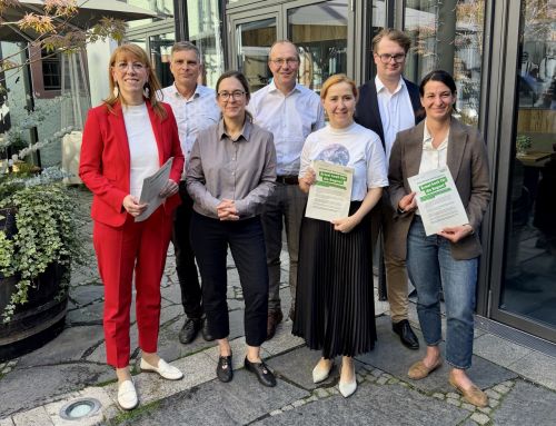 BÜNDNISGRÜNE-Fraktion vor Ort in Zwickau: Ärmel hoch für die Region!